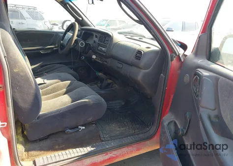 2000 Dodge Dakota Sport из США, поврежденный, VIN 1B7FL26P8YS606387